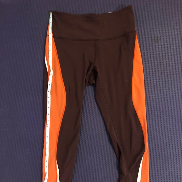 lululemon athletica Pants - Lululemon side striped 3/4 leggings